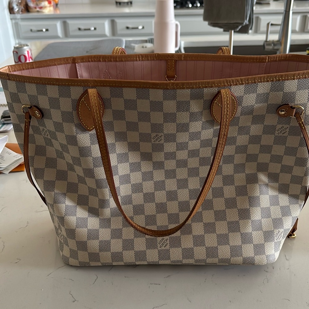 Louis Vuitton Neverfull MM